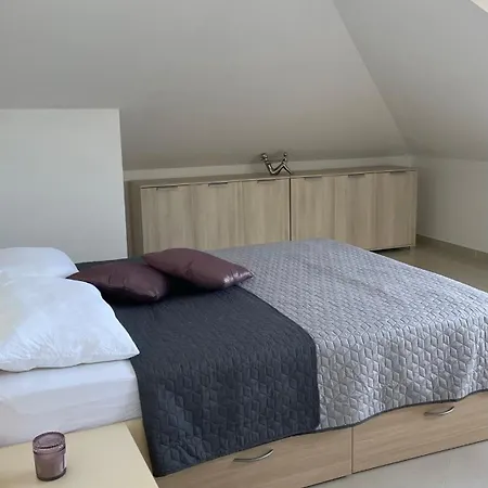 Apartman S Predivnim Pogledom Na More Apartment Trogir