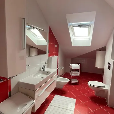 Apartment Apartman S Predivnim Pogledom Na More Trogir